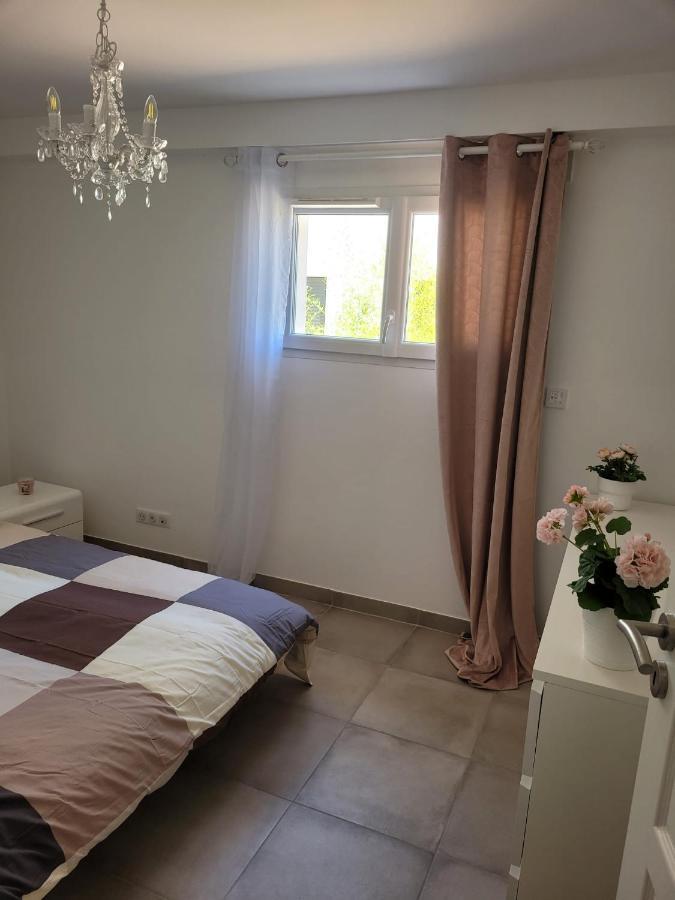 Chambres & Suites Villa Architecte Saint-Paul-et-Valmalle Екстериор снимка