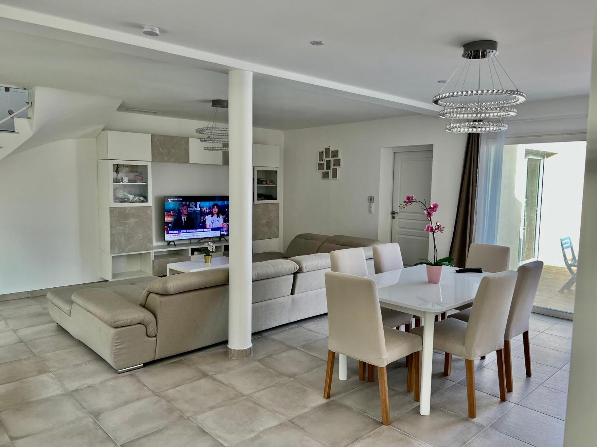 Chambres & Suites Villa Architecte Saint-Paul-et-Valmalle Екстериор снимка